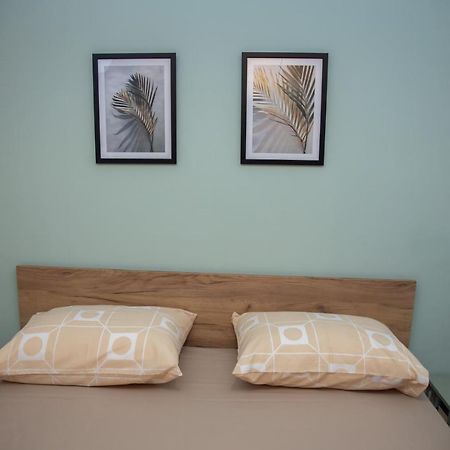 Fobillo Apartment At Charilaou Солун Екстериор снимка